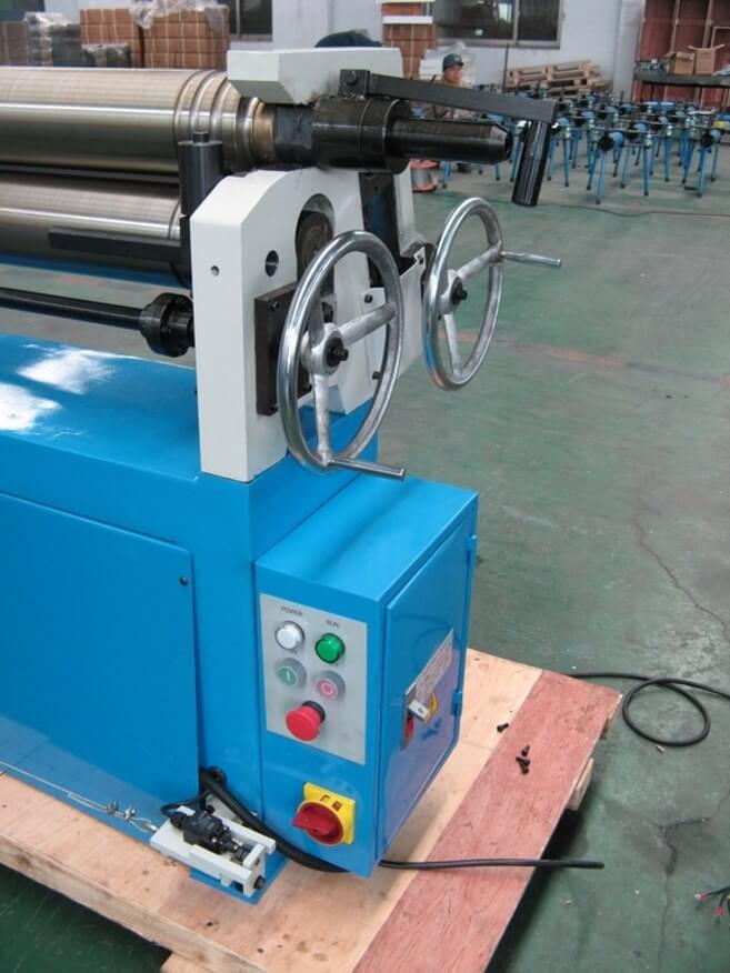 купить электромеханические вальцы Metal Master ESR 2508 купить электромеханические вальцы Metal Master ESR 2508