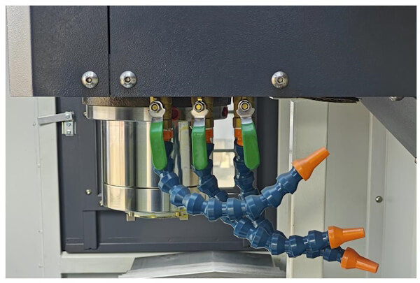 MILLMASTER VMM-1050 F4 MILLMASTER VMM-1050 F4