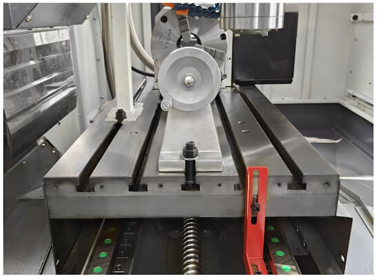 MILLMASTER VMM-1050 F4 MILLMASTER VMM-1050 F4