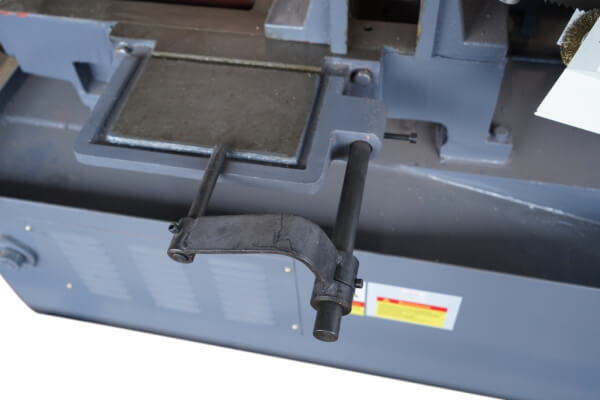 Маятниковый полуавтоматический ленточнопильный станок Metal Master BSM-350 SAF