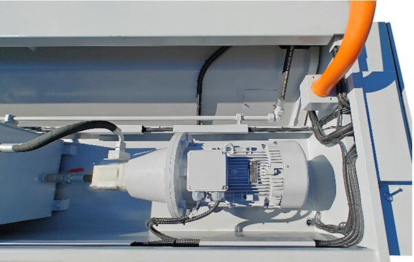 Гидравлическая гильотина Ermaksan CNC HGS 3100х6