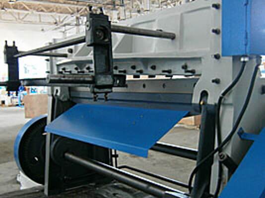 Электромеханическая гильотина Metal Master ETG 1315E Электромеханическая гильотина Metal Master ETG 1315E