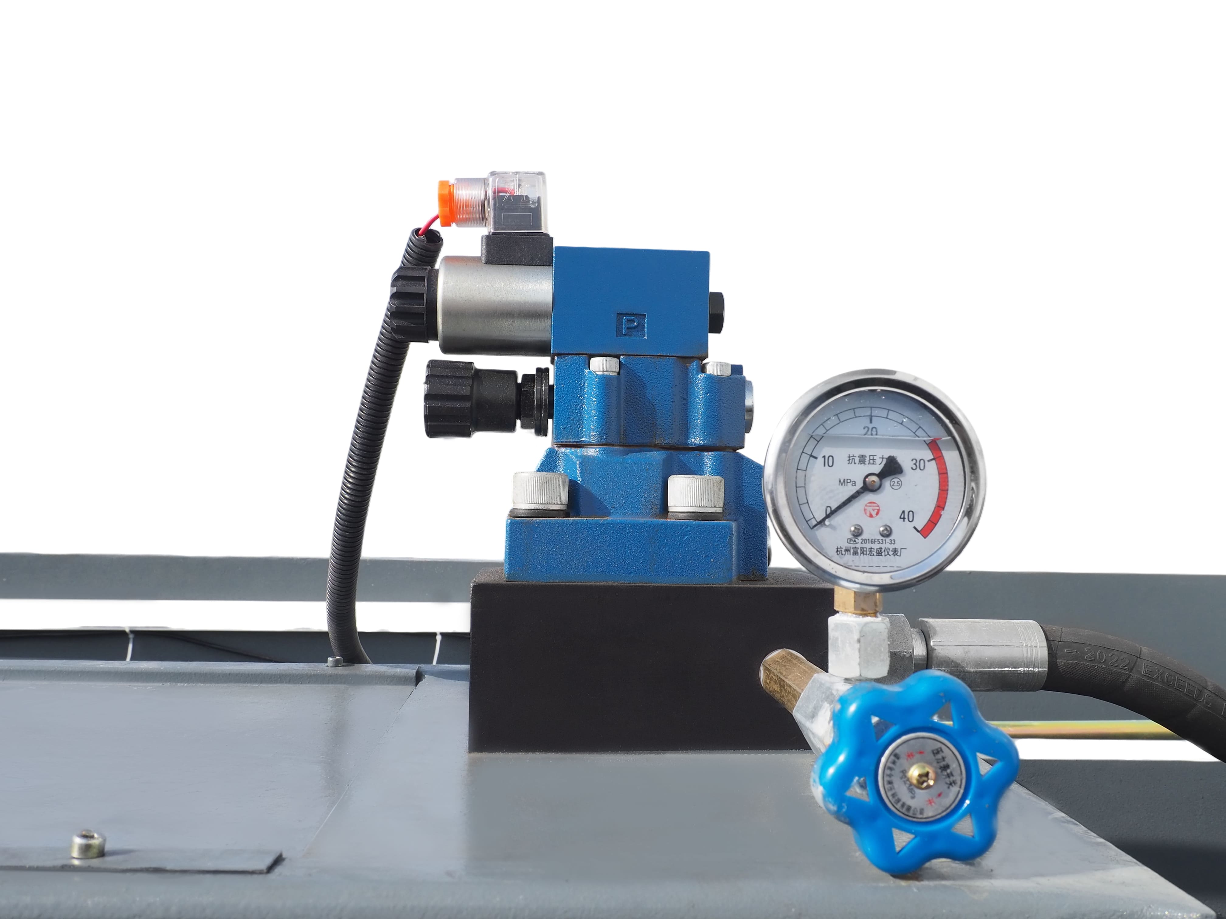 Гидравлическая система с клапанами