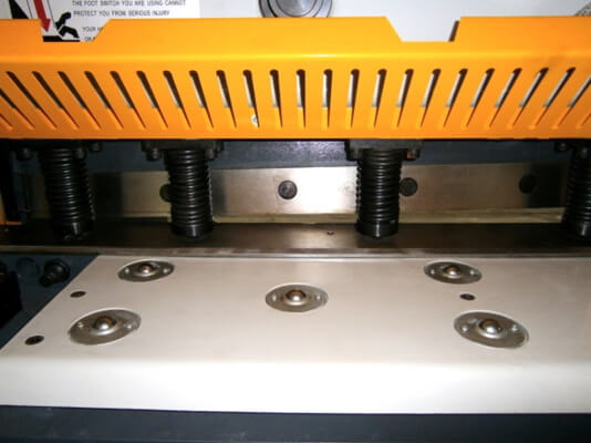 Ножницы гильотинные гидравлические Metal Master серии HCJ 3280
