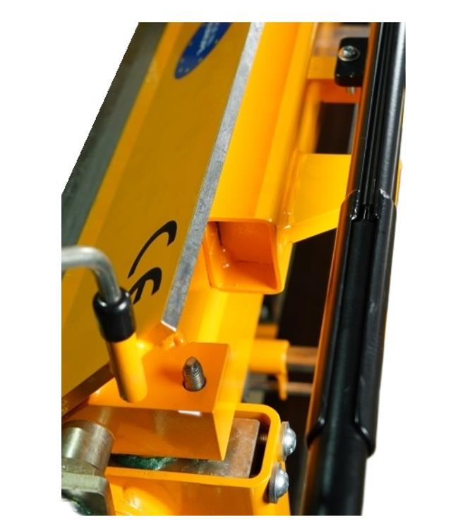 Листогиб EuroMaster LBM 250 PRO