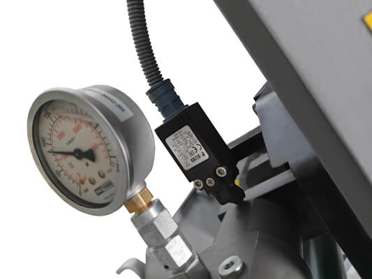 Автоматический ленточнопильный станок CUTERAL PAR 280 PLC Автоматический ленточнопильный станок CUTERAL PAR 280 PLC