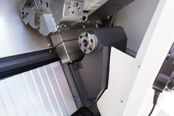 Токарный станок с чпу с наклонной станиной Metal Master SNC 4550 Токарный станок с чпу с наклонной станиной Metal Master SNC 4550