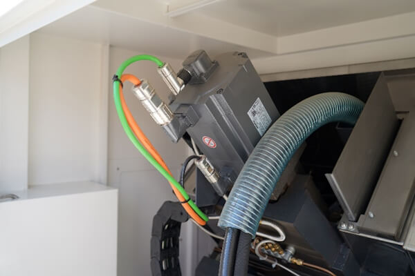 Токарный станок с чпу с наклонной станиной Metal Master SNC 4550 Токарный станок с чпу с наклонной станиной Metal Master SNC 4550