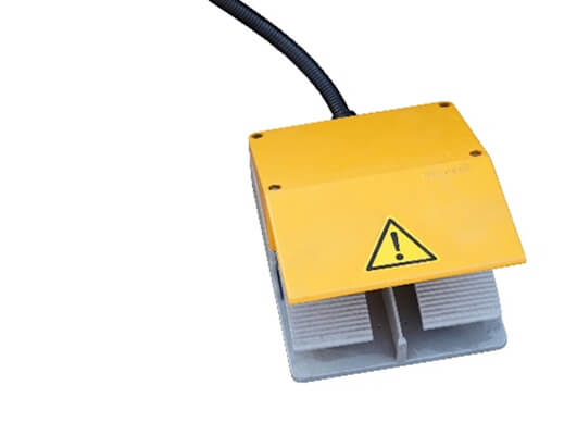 Токарный станок с чпу с наклонной станиной Metal Master SNC 4550 Токарный станок с чпу с наклонной станиной Metal Master SNC 4550