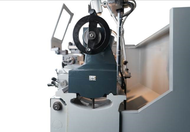 Токарно-Винторезный Станок Metal Master Z50100 DRO