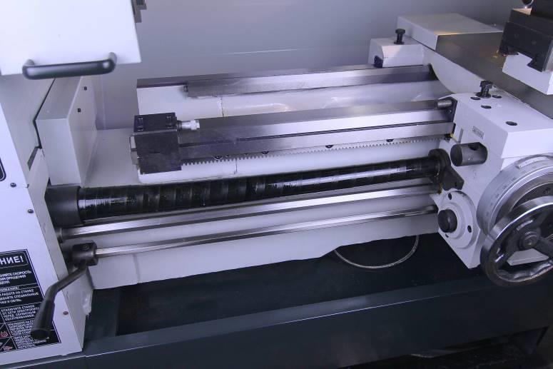 Станок токарно-Винторезный ZM 40100 DRO RFS