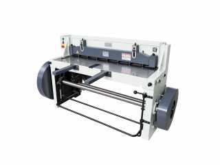  Электромеханическая гильотина MetalMaster ETG 1330