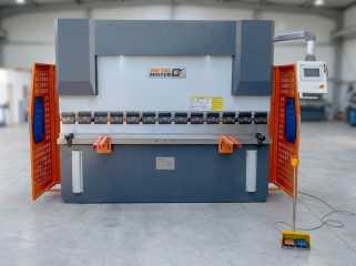 Гидравлический листогибочный пресc MetalMaster HPJ 32100 Sensor