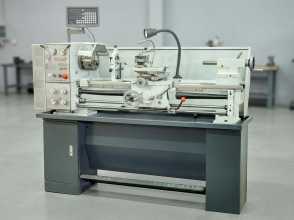 Станок токарно-винторезный MetalMaster X3270 (220V) с УЦИ