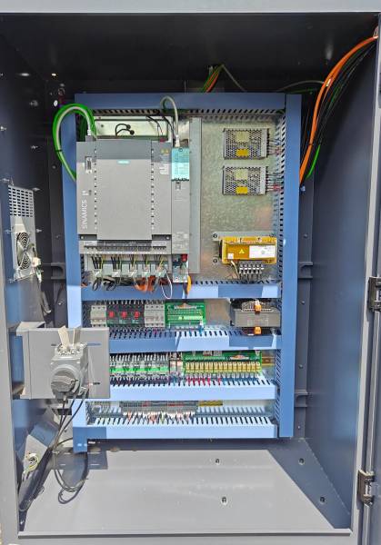 С ЧПУ,  MILLMASTER VMM-1260 S4 с ЧПУ
