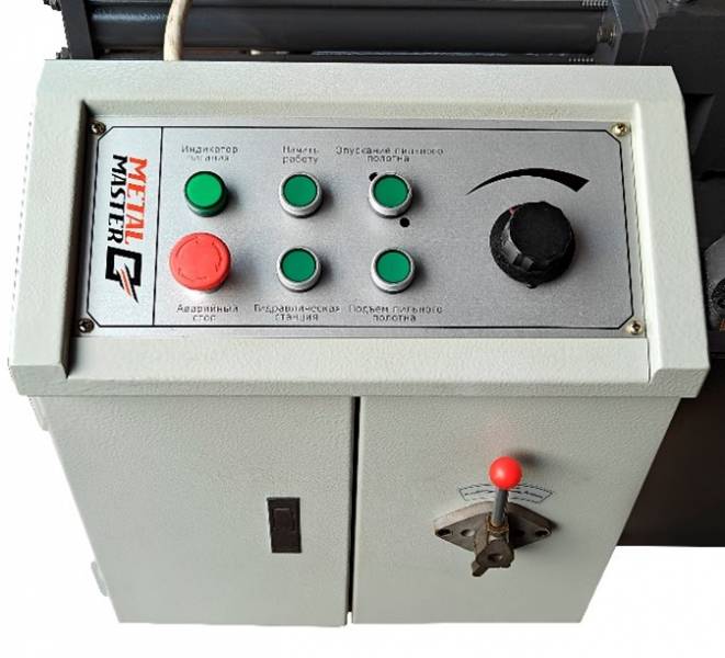 Полуавтоматические,  Ленточнопильный двухколонный станок  Metal Master MGH-600E