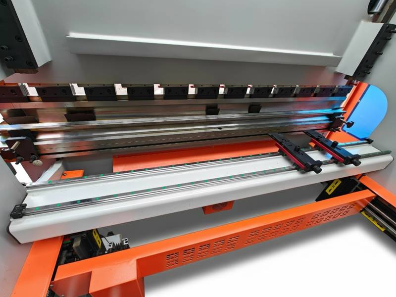 Листогибочные прессы, Metal Master PressMaster 32110 PRO 4+1