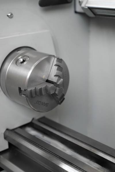 Настольные,  Станок токарный с ЧПУ  Metal Master TurnMaster 1830 MB1