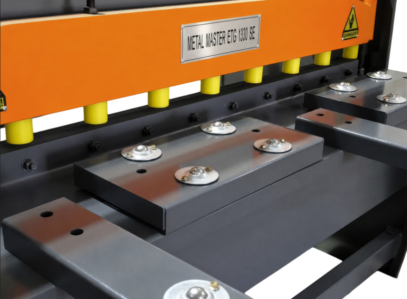 Электромеханические,  Гильотина электромеханическая  METAL MASTER ETG 1330SE