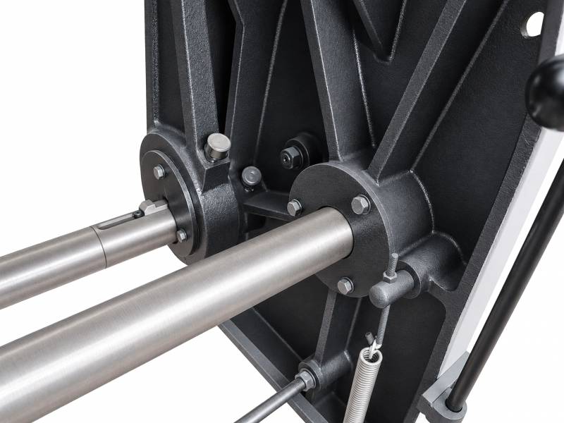 Электромеханические,  Электромеханическая гильотина MetalMaster ETG 1330