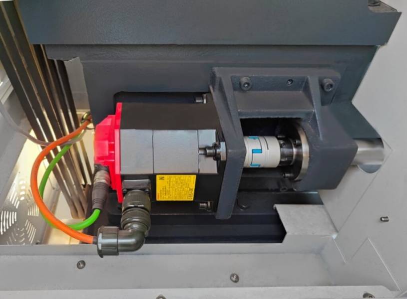 C ЧПУ, Metal Master XNC 50100 FH8