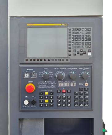 Фрезерный станок с ЧПУ MILLMASTER VMM-1050 F4