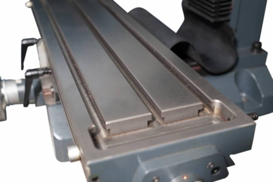 Фрезерные станки, Metal Master MMD 30LV BD с ременной передачей