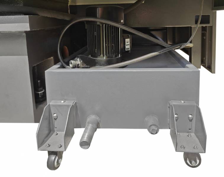 С ЧПУ,  Фрезерный станок с ЧПУ MILLMASTER VMM-1050 F4