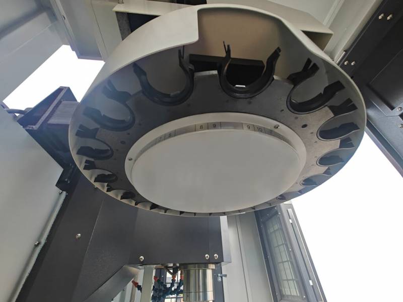 С ЧПУ,   Фрезерный станок с ЧПУ MILLMASTER VMM-1050 G3