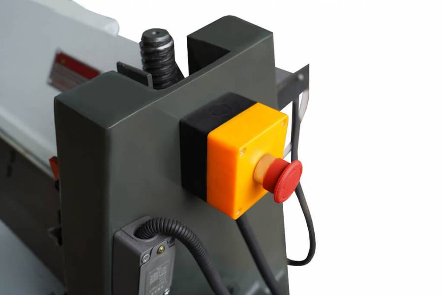Электромеханические, Metal Master MEF 2015