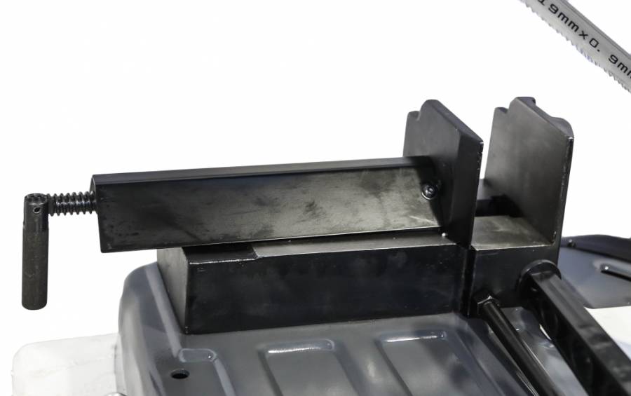 Ручные,  Ручной ленточнопильный станок MetalMaster BSM-150