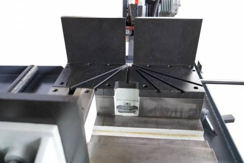  Ленточнопильный полуавтоматический станок Metal Master BSM-330 SAF