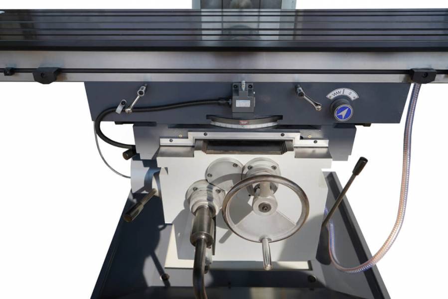 Фрезерные станки, Metal Master Фрезерный универсальный станок Metal Master DMM-200 DRO
