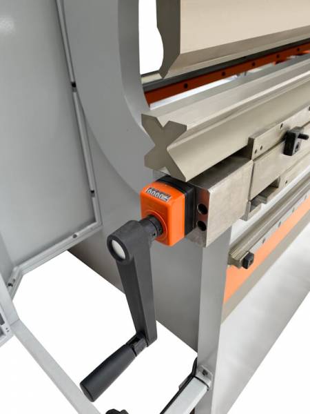 Листогибочные прессы,  Ermaksan Power Bend PRO 3100x135
