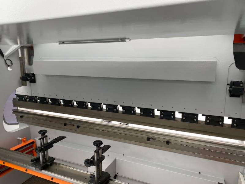Листогибочные прессы,  Ermaksan Power Bend PRO 3100x135