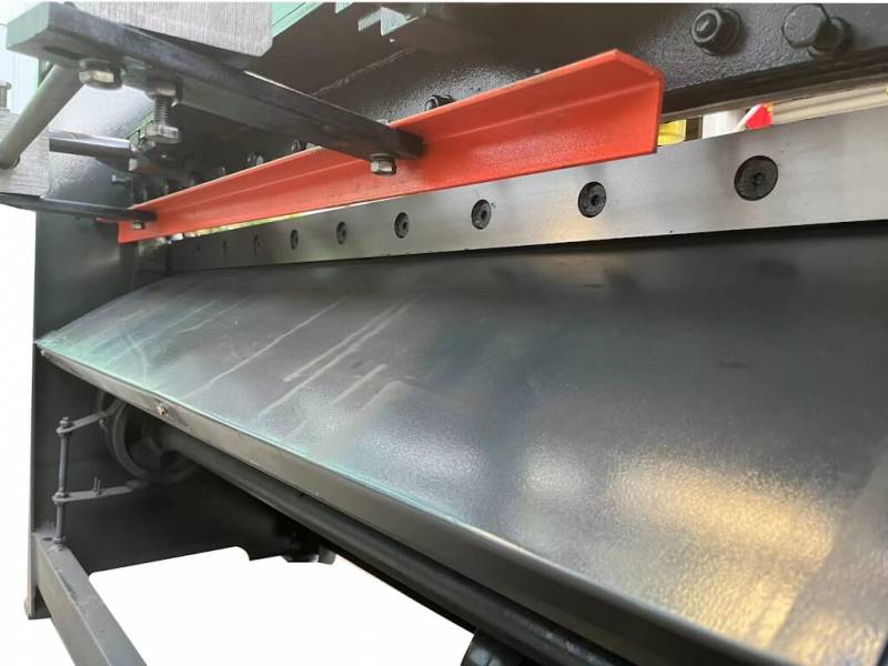 Электромеханические, Metal Master Гильотина электромеханическая Metal Master ETG 1315E