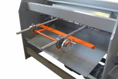  Гильотина электромеханическая MetalMaster ETG 1530E