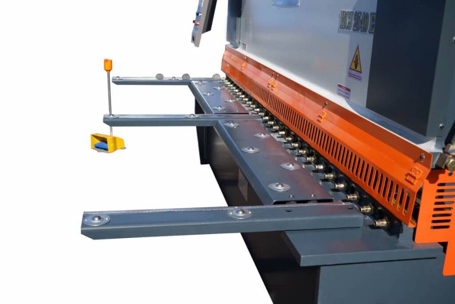 Гидравлические, Metal Master Гидравлическая гильотина HCJ 2060 E