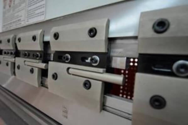 Листогибочные прессы,  Гидравлический листогибочный пресс METAL MASTER PressMaster 2580 Servo