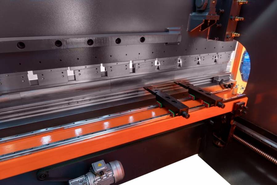 Листогибочные прессы, Metal Master HPJ 2563 Sensor