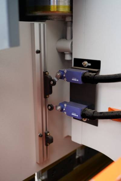Листогибочные прессы, Metal Master HPJ 2580 N c ЧПУ E22