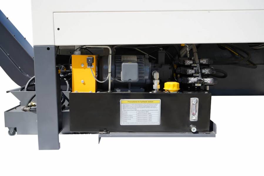 C ЧПУ, Metal Master SNC 4550