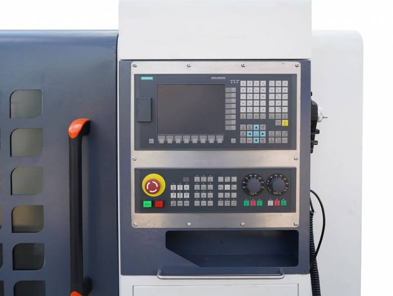 C ЧПУ, Metal Master SNC 5275