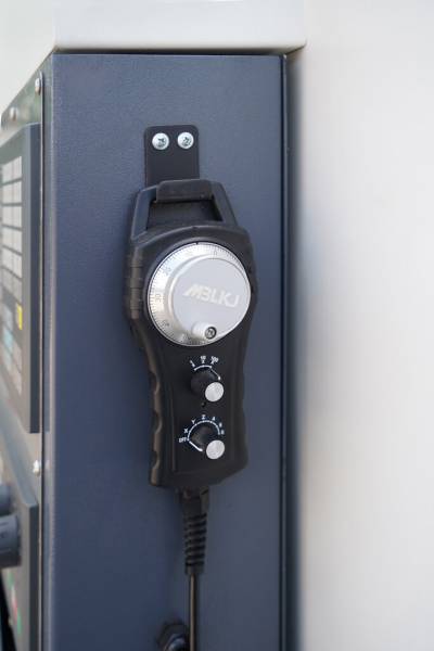 C ЧПУ, Metal Master SNC 5275
