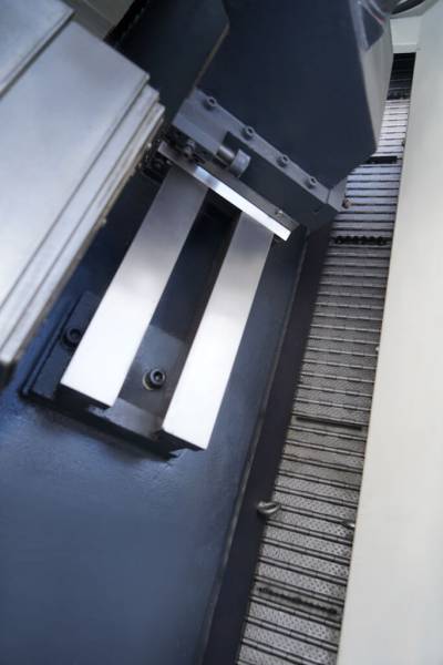 C ЧПУ, Metal Master SNC 5275