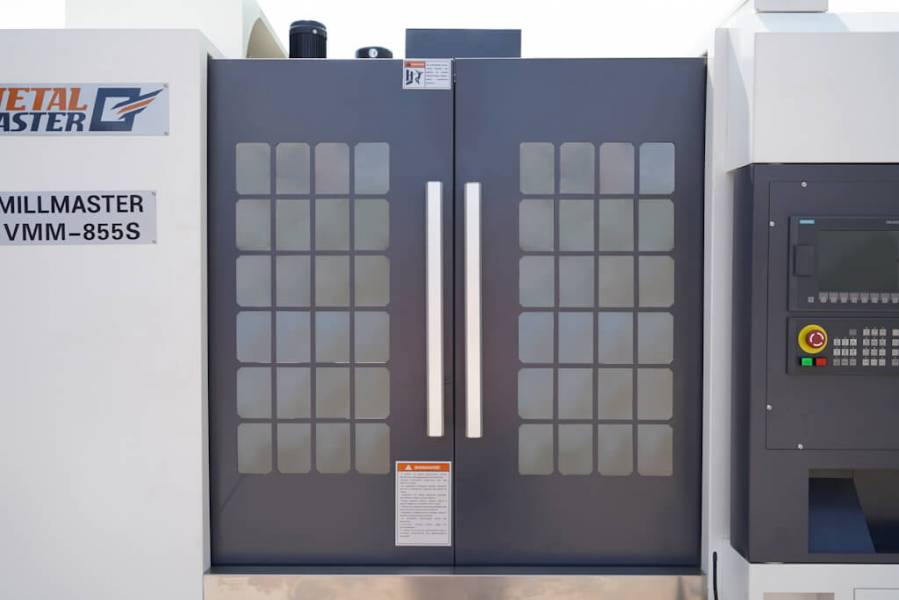 С ЧПУ,  Фрезерный станок с ЧПУ MILLMASTER VMM-855S